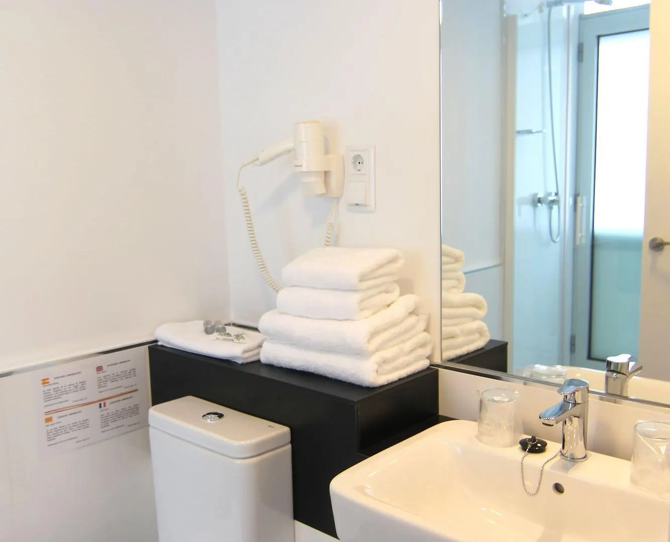 Гостевой дом Hostal Aslyp 114 Барселона
