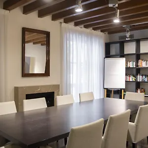 https://hotel-tres.balearic-islands.net