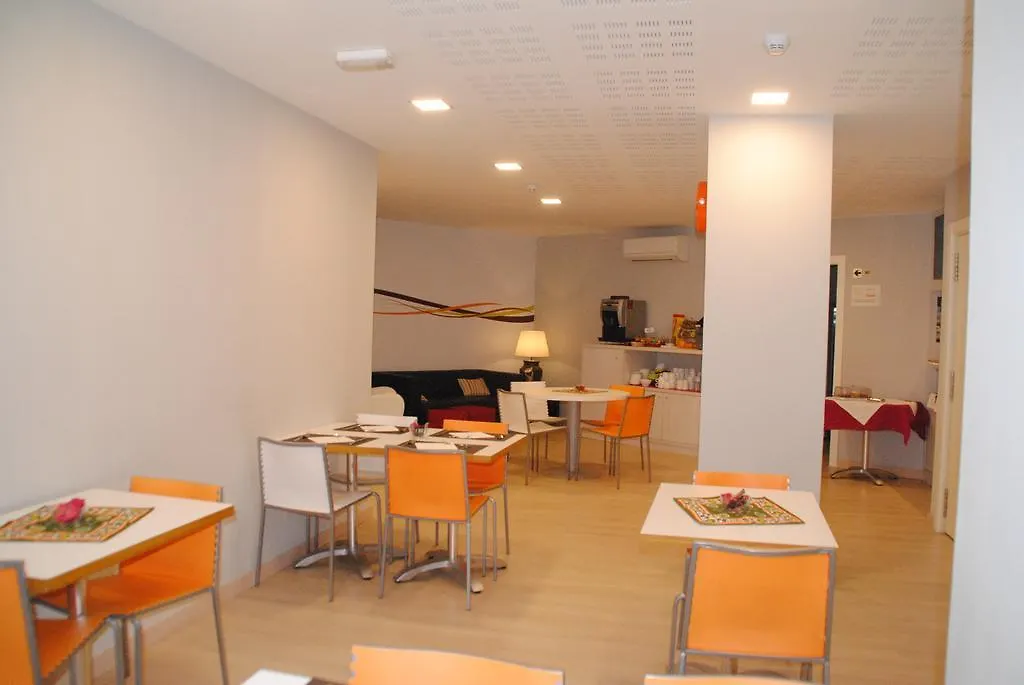 Guest house Hostal Aslyp 114 Barcelona