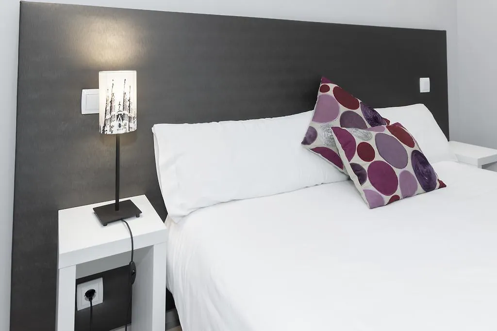 Guest house Hostal Aslyp 114 Barcelona