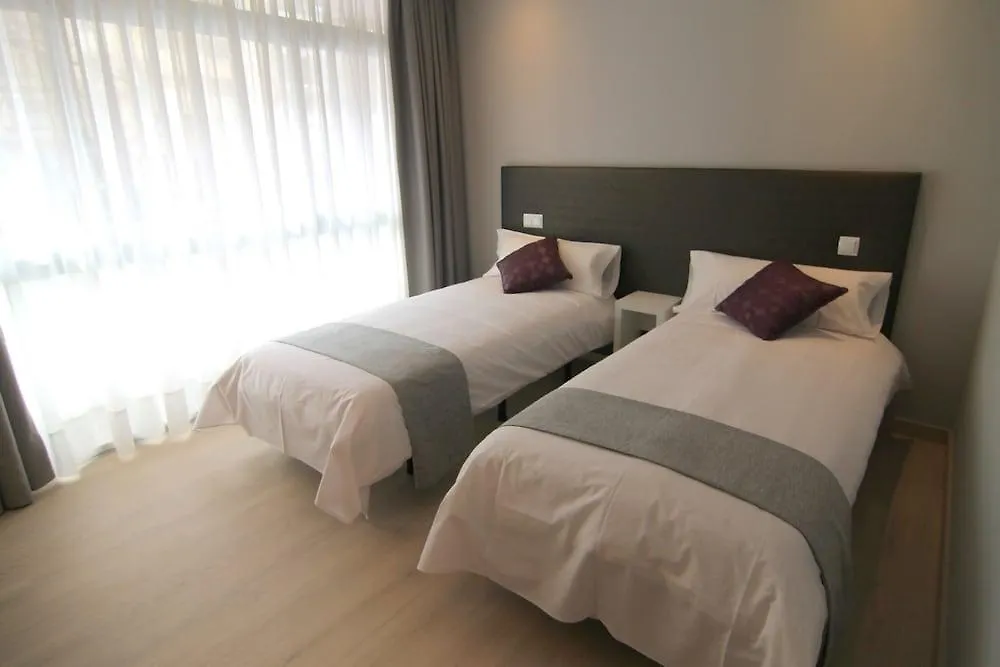 Guest house Hostal Aslyp 114 Barcelona
